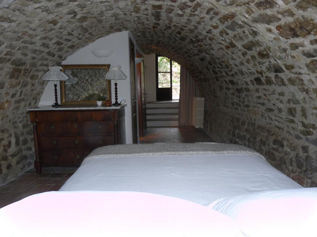 Teyran La Maison Disabelle B&B 객실 사진